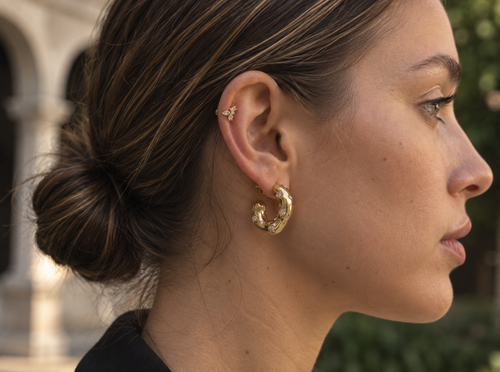 Élara Earrings – Gold